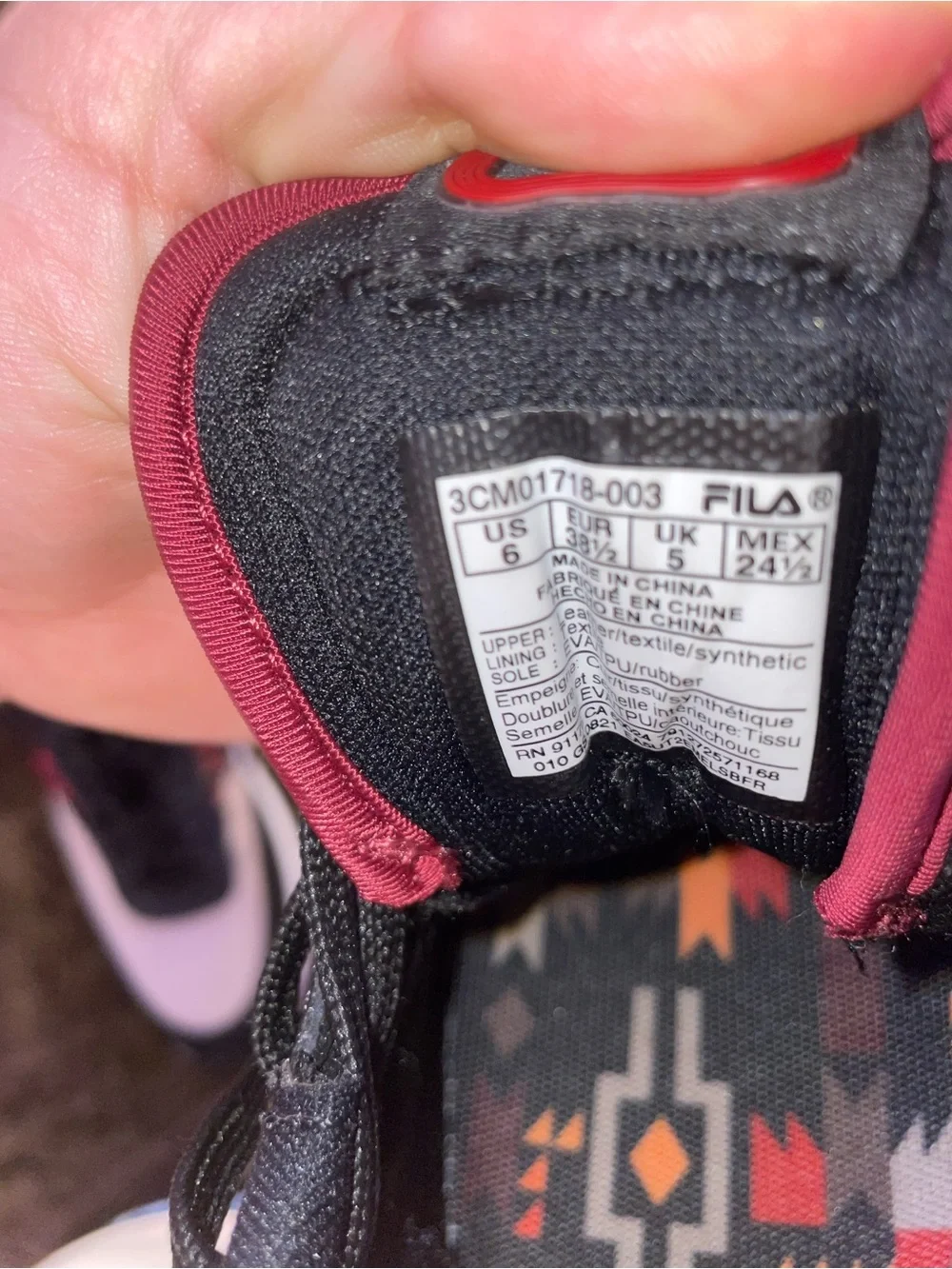 Used Fila Renno